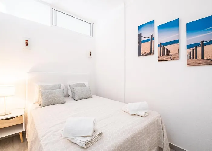 Beautifull Centralapart W/pool 아파트 *